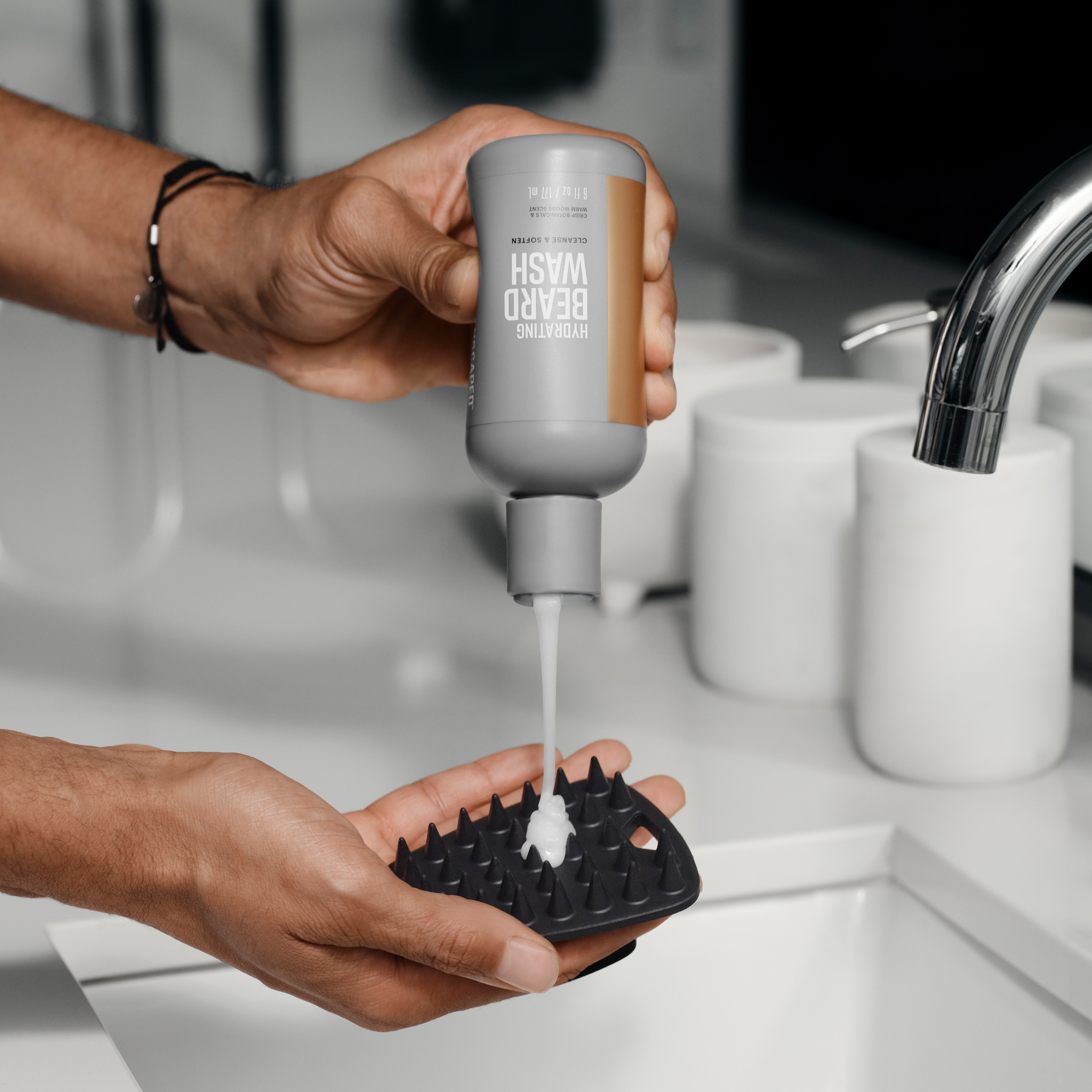 Hydrating Beard Wash - Image 4
